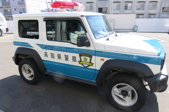 多目的災害対策車（左面）