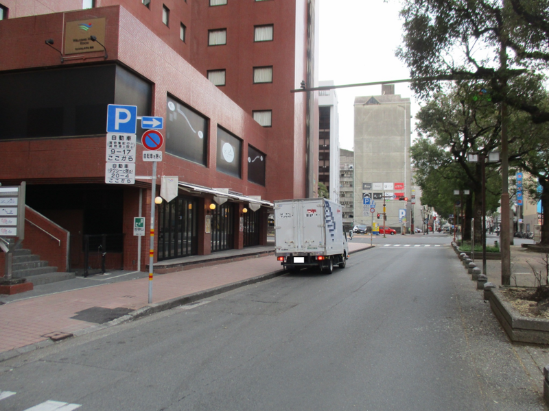 ウェルカムホテル高知の東側道路