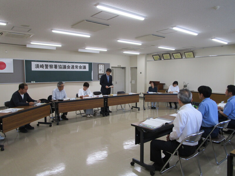 通常会議の模様