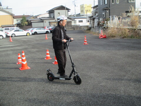 電動モビリティ試乗の様子
