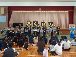 音楽隊の演奏