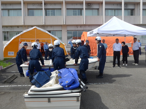 ボート組み立て訓練