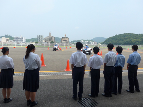 白バイ走行