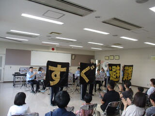 音楽隊のパフォーマンス