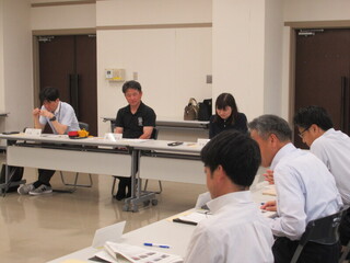 会議の模様2 会議の模様2