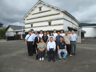 藤村製絲記念館の見学の様子